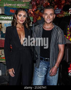 Londres, Royaume-Uni. 07 janvier 2025. Amy Childs et Harry Derbidge ont assisté à une séance photo et à la projection de 'Geordie Shore' au Thai Square Trafalgar Square à Londres. Crédit : SOPA images Limited/Alamy Live News Banque D'Images