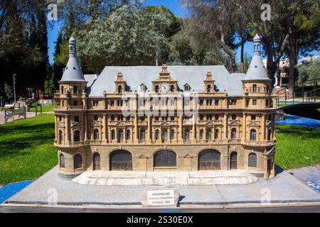 Antalya, Turquie - 16 septembre 2024, Dokuma Park, un parc populaire avec un musée en plein air de monuments turcs miniatures Banque D'Images