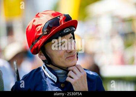 Qatar Goodwood Festival 2024 premier jour - Jockey Callum Shepherd Banque D'Images