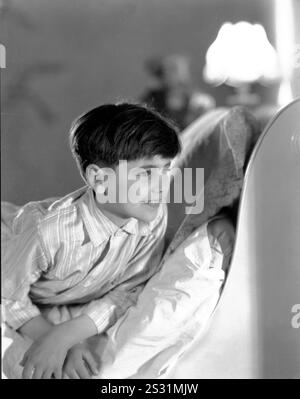 ROSES ROUGE FONCÉ JACK CLAYTON date : 1929 Banque D'Images