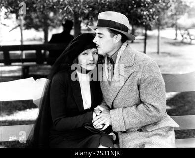 CHAIR ET LE DIABLE GRETA GARBO ET JOHN GILBERT date : 1926 Banque D'Images