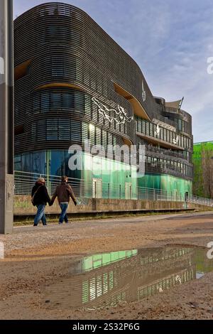 LYON, 17 décembre 2024 : Confluence est le nouveau secteur à l'extrémité sud de la ville. Le quartier subit de profonds changements dans le but de DO Banque D'Images