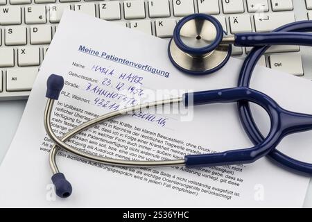 Un testament vivant en allemand. Instructions pour le médecin ou l'hôpital en cas de maladie terminale Banque D'Images