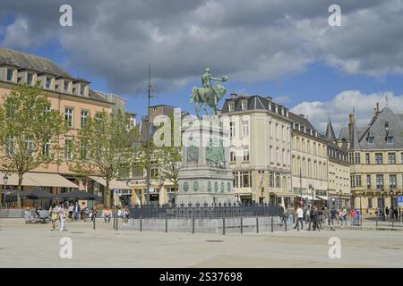 Statue équestre du Grand-Duc Guillaume II, place Guillaume II, ville de Luxembourg, Grand-Duché de Luxembourg Banque D'Images