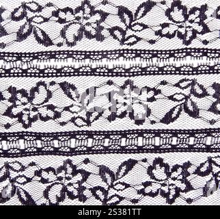 Fond textile blanc avec motif de fleurs stylisé. Fond textile blanc Banque D'Images