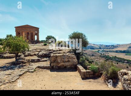 Temple of Concordia dans l'ancienne Grèce célèbre Vallée des Temples, Agrigente, Sicile, Italie. UNESCO World Heritage Site. Banque D'Images