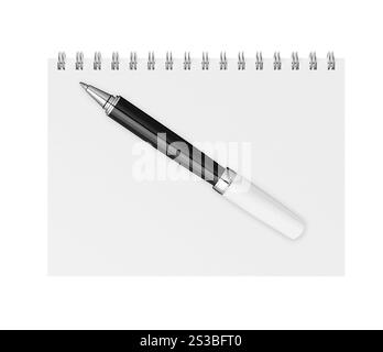 Remarque vierge du papier avec un stylo. isolé sur blanc. Banque D'Images