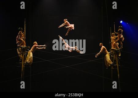 ROYAUME-UNI. 08 janvier 2025. LONDRES, ANGLETERRE - 08 JANVIER : répétition « Corteo » du Cirque du Soleil au Royal Albert Hall le 8 janvier 2025 à Londres, Angleterre. CAP/Mar © Mar/Capital Pictures crédit : Capital Pictures/Alamy Live News Banque D'Images