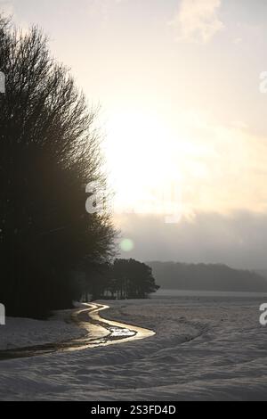 Bertem, Belgique. 09 janvier 2025. Un paysage enneigé comme la Belgique a un temps hivernal enneigé aujourd'hui, à Bertem, jeudi 09 janvier 2025. BELGA PHOTO DIRK WAEM crédit : Belga News Agency/Alamy Live News Banque D'Images