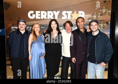 Max Wolter, Caro Cult, Franziska Annekonstans Winkler, Sascha Nathan, Noah Tinwa und Tom Gronau beim Special screening der Comedy-Serie „Gerry Star - Banque D'Images