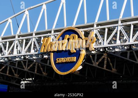 Miami Gardens, Floride, États-Unis. 09 janvier 2025. Lors d'un match de football de la NCAA entre les notre Dame Fighting Irish et les Penn State Nittany Lions au Hard Rock Stadium de Miami Gardens, Floride. John Mersits/CSM/Alamy Live News Banque D'Images