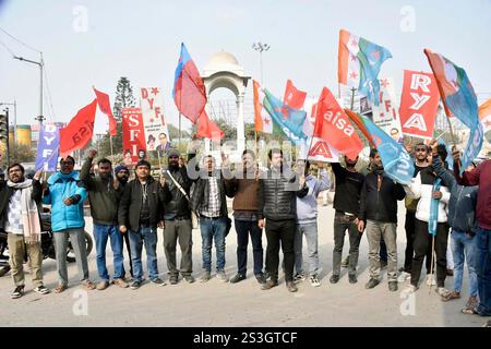 Patna, Inde. 09 janvier 2025. PATNA, INDE - 9 JANVIER : des membres de diverses organisations étudiantes manifestent en faveur des candidats BPSC au Kargil Chowk ion le 9 janvier 2025 à Patna, Inde. (Photo de Santosh Kumar/Hindustan Times/Sipa USA ) crédit : Sipa USA/Alamy Live News Banque D'Images