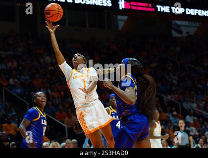 9 janvier 2025 : Samara Spencer (7 ans) des Lady vols du Tennessee tire la balle pendant le match de basket-ball de la NCAA entre les volontaires Lady de l'Université du Tennessee et les Tigers de la LSU à Thompson Boling Arena à Knoxville TN Tim Gangloff/CSM Banque D'Images