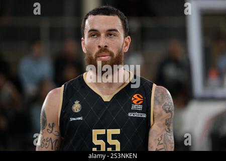 Monaco, France. 09 janvier 2025. Le joueur de Monaco # 55 Mike James est vu en action lors du match de basket-ball Euroleague de Turkish Airlines entre L'AS Monaco et le FC Barcelona basket dans la salle Gaston Medecin à Monaco le 9 janvier 2025. Photo de Laurent Coust/ABACAPRESS. COM Credit : Abaca Press/Alamy Live News Banque D'Images