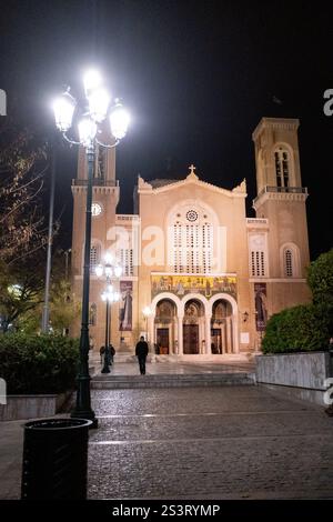 Cathédrale métropolitaine orthodoxe chrétienne de l'Annonciation populairement connue sous le nom de la métropole ou Mitropoli à Athènes capitale de la Grèce dans l'Attique Banque D'Images
