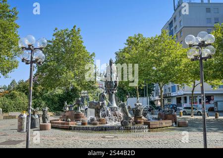 Kaiserbrunnen, Mainzer Tor, Kaiserslautern, Rhénanie-Palatinat, Deutschland *** Kaiserbrunnen, Mainzer Tor, Kaiserslautern, Rhénanie-Palatinat, Allemagne Banque D'Images