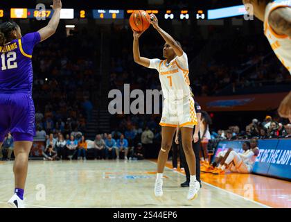9 janvier 2025 : Samara Spencer (7 ans) des Lady vols du Tennessee tire la balle pendant le match de basket-ball de la NCAA entre les volontaires Lady de l'Université du Tennessee et les Tigers de la LSU à Thompson Boling Arena à Knoxville TN Tim Gangloff/CSM Banque D'Images