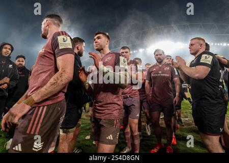 Limerick, Irlande. 11 janvier 2025. Les joueurs de Munster célèbrent après la Coupe des Champions Investec, Poule 3, Round 3 entre Munster Rugby et Saracens au Thomond Park à Limerick, Irlande le 11 janvier 2025 (photo par Andrew SURMA/ Credit : Sipa USA/Alamy Live News Banque D'Images