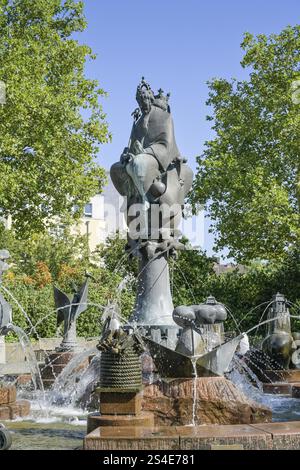 Kaiserbrunnen, Mainzer Tor, Kaiserslautern, Rhénanie-Palatinat, Allemagne, Europe Banque D'Images