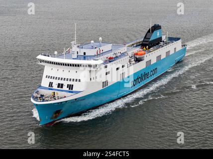 Viking écossais aux couleurs de Norfolk Line, filiale de Maersk, assurant brièvement le service de ferry direct entre Rosyth et Zeebrugge - mai 2010 Banque D'Images
