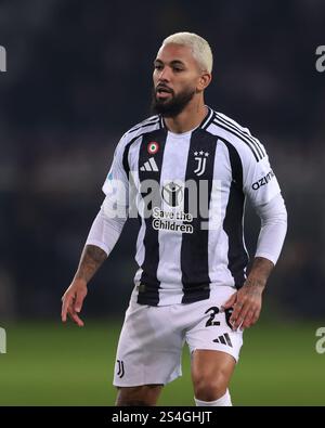 Turin, Italie. 11 janvier 2025. Douglas Luiz de la Juventus lors du match de Serie A au Stadio Grande Torino, Turin. Le crédit photo devrait se lire : Jonathan Moscrop/Sportimage crédit : Sportimage Ltd/Alamy Live News Banque D'Images