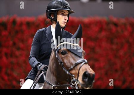 Bâle, Suisse. 12 janvier 2025. Janika Sprunger de Suisse avec Orelie lors de la Longines FEI Jumping World Cup™ de Bâle présentée par Bank J. Safra Sarasin au Longines CHI Classics Basel le 12 janvier 2025, Bâle, Suisse (photo par Maxime David - MXIMD Pictures) crédit : MXIMD Pictures/Alamy Live News Banque D'Images