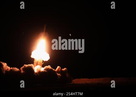 Non divulgué, Iran. 12 janvier 2025. Soldats iraniens prenant part à un exercice militaire dans un lieu non divulgué en Iran. L'Iran a étendu ses exercices militaires à deux installations nucléaires supplémentaires dans l'ouest et le centre du pays. (Image de crédit : © Bureau de l'armée iranienne via ZUMA Press Wire) USAGE ÉDITORIAL SEULEMENT! Non destiné à UN USAGE commercial ! Banque D'Images