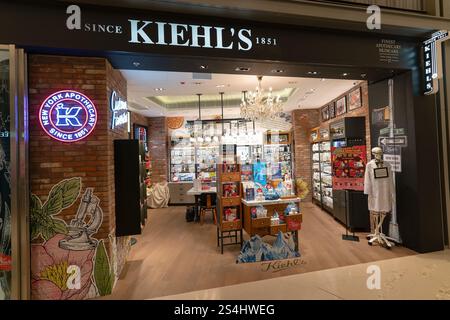 HONG KONG, CHINE - 01 FÉVRIER 2019 : devanture du magasin Kiehl's à Hong Kong. Banque D'Images