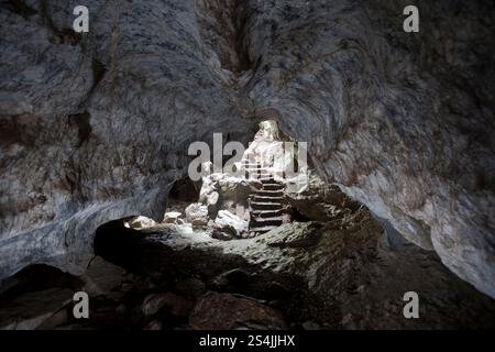 À l'intérieur des grottes d'Upana Banque D'Images