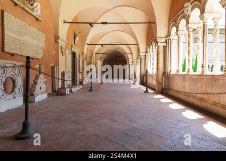 Chiostro Lateranense / Cloître du Latran, Rome, Italie. Banque D'Images