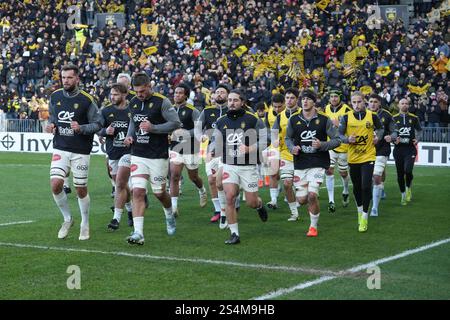 La Rochelle, France. 12 janvier 2025. Équipe stade Rochelais lors de la Coupe des Champions, match de rugby de la poule 2 entre stade Rochelais (la Rochelle) et Leinster Rugby le 12 janvier 2025 au stade Marcel Deflandre à la Rochelle, France - photo Laurent Lairys/ABACAPRESS. COM Credit : Abaca Press/Alamy Live News Banque D'Images