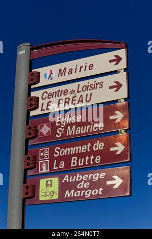 Usson France. 28 décembre 2024. Orgues de basalte le 28 décembre 2024 à Usson, France. Crédit : Gerard Crossay/Alamy Stock photo Banque D'Images