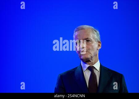 Sola 20250113. Le premier ministre norvégien Jonas Gahr Store (AP) et le leader Sylvi Listhaug (FRP) entameront l'année électorale 2025 par un débat et un duel avec le premier ministre à Rogaland, au Solamotet, au Clarion Hotel Air de Stavanger. Photo : Carina Johansen / NTB Banque D'Images
