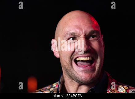 Dossier photo datée du 16/11/23 de Tyson Fury. Tyson Fury a affirmé qu'il s'est retiré de la boxe dans un post vidéo sur les médias sociaux. L’ancien champion du monde poids lourds de 36 ans a perdu son deuxième combat contre l’actuel détenteur du titre Oleksandr Usyk le mois dernier en Arabie Saoudite. Date d'émission : lundi 13 janvier 2025. Banque D'Images