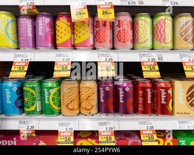 POPI soda prébiotique boissons gazeuses à vendre dans un magasin Meijer Banque D'Images