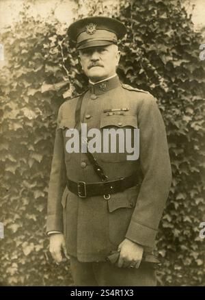 Général AMÉRICAIN John Joseph Pershing, commandant des forces expéditionnaires américaines (AEF) pendant la première Guerre mondiale, 1917 Banque D'Images