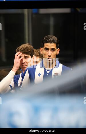 Donostia / San Sebastián, Gipuzkoa, Espagne - 13 janvier 2025 : Nayef Aguerd avant le match Real Sociedad vs Villarreal, qui fait partie des SPORTS LaLiga EA en Espagne, au stade Reale Arena. Crédit : Rubén Gil/Alamy Live News. Banque D'Images