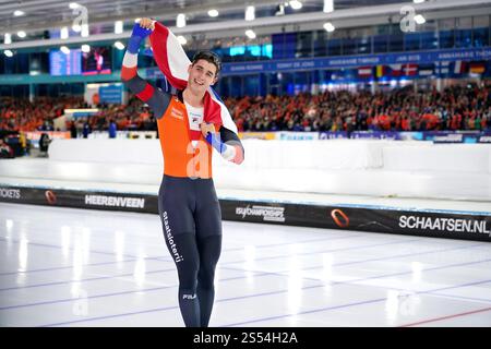 Jenning de Boo (NED) le nouveau champion d'Europe de sprint lors des Championnats d'Europe de patinage de vitesse Allround & Sprint le 11 janvier 2025 au stade Thialf, Heerenveen, pays-Bas (photo SCS/Soenar Chamid/AFLO) (HOLLANDE OUT) Jenning de Boo (NED) le nouveau champion d'Europe de sprint lors des Championnat d'Europe de patinage de vitesse Allround & Sprint le 11 janvier 2025 au stade Thialf, Heerenveen, pays-Bas Banque D'Images