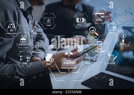 Organigramme de technologie financière et crypto-monnaie de minage de revenu de base avec diagramme virtuel UNICORN crypto-monnaie de démarrage de blockchain. Équipe commerciale Banque D'Images