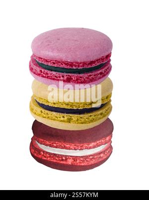 Macarons français doux et colorés isolés sur fond blanc. Macarons français doux et colorés Banque D'Images