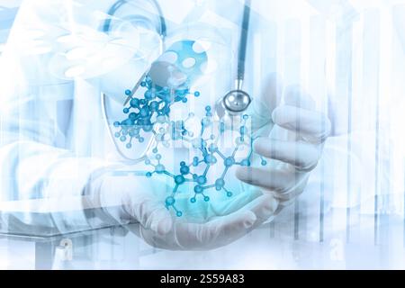 Double exposition de scientifique médecin part détient virtual structure moléculaire dans le laboratoire comme concept Banque D'Images