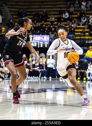 Haas Pavilion Berkeley Calif, États-Unis. 12 janvier 2025. États-Unis lors du match de basket-ball féminin NCAA ACC entre les Florida State Seminoles et les California Golden Bears. La Californie a battu Florida State 82-70 au Haas Pavilion Berkeley Calif. Thurman James/CSM/Alamy Live News Banque D'Images