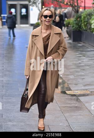 Amanda Holden aux Global Radio Studios à Londres, Royaume-Uni. 22 mars 2023 Banque D'Images