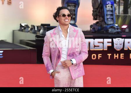 Anthony Ramos assiste à Transformers : Rise of the Beasts - première européenne, au Cineworld Leicester Square à Londres, au Royaume-Uni. Mercredi 7 juin 2023.. - BANG MEDIA INTERNATIONAL FAMOUS PICTURES 28 HOLMES ROAD LONDON NW5 3AB ROYAUME-UNI TEL +44 (0) 02 7485 1005 EMAIL : PICTURES@FAMOUS.UK.COM Banque D'Images