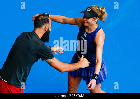 Melbourne, Australie, 15 janvier 2025. Laura Siegemund (GER) lors de l'Open d'Australie de tennis 2025 au Melbourne Park. (Photo de Frank Molter) / usage éditorial seulement! Banque D'Images