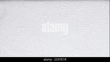 La mousse de polystyrène blanc de haute qualité, texture background en styromousse, gros plan d'une surface blanche poreuse Banque D'Images