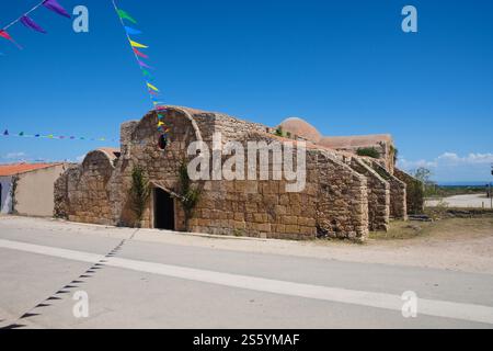 Église du cinquième siècle de San Giovanni di Sinis - Cabras, Sardaigne, Italie Banque D'Images