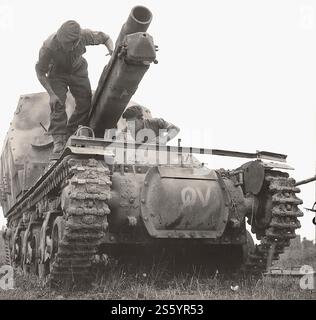 LG.s.F.H.13 (SFL) auf LR. S à un point de collecte quelque part en Normandie le 15 juillet 1944. - Document historique, photographe inconnu Banque D'Images