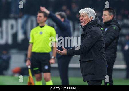 Bergame, Italien. 14 janvier 2025. Gian Piero Gasperini entraîneur-chef d'Atalanta BC gestes pendant la Serie A 2024/25 match de football entre Atalanta BC et Juventus FC au Gewiss Stadium crédit : dpa/Alamy Live News Banque D'Images