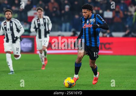 Bergame, Italie. 14 janvier 2025. Ederson Jose dos Santos Lourenco da Silva d'Atalanta BC vu en action lors de Serie A 2024/25 match de football entre Atalanta BC et Juventus FC au Gewiss Stadium. Crédit : SOPA images Limited/Alamy Live News Banque D'Images